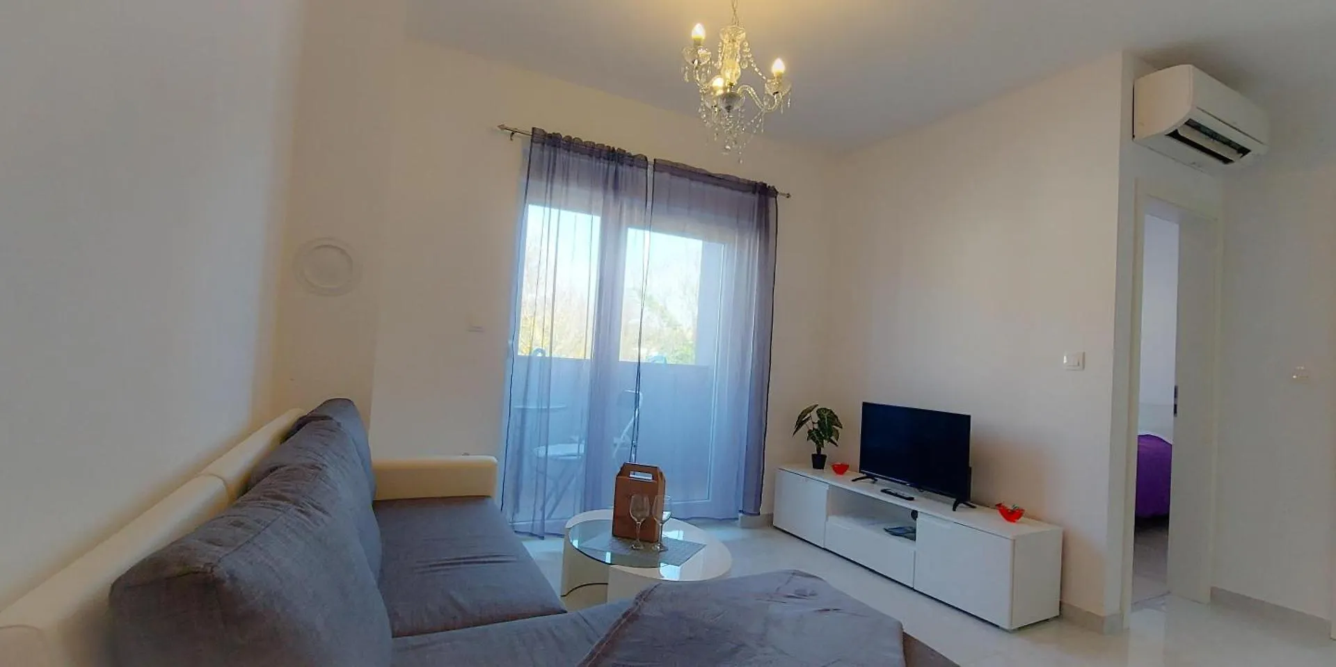 Apartman Zen Medulin 0*,  Croatia